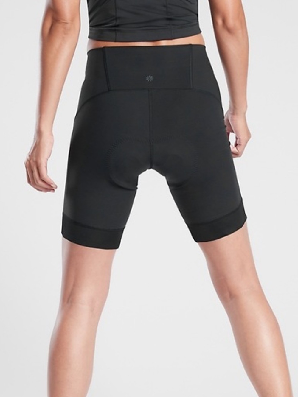 Athleta Velo Cycle Shorts 6"